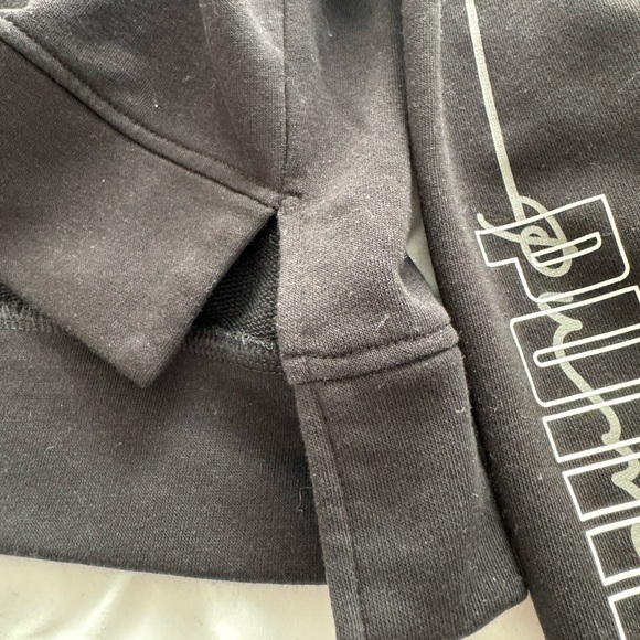 Puma Long Sleeve Black Sweater Crop top - Picture 3 of 5